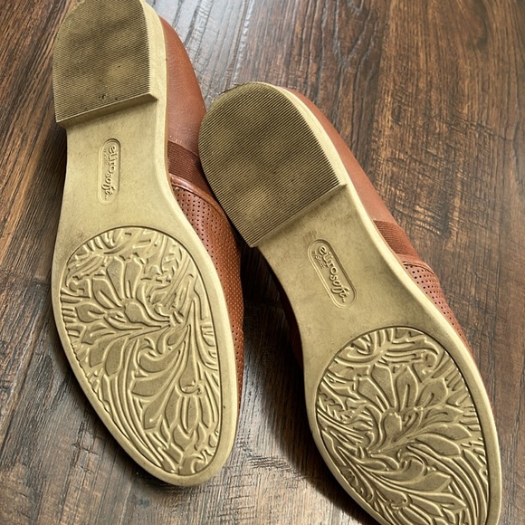 Eurosoft Vernelle loafers in cognac - Picture 7 of 7